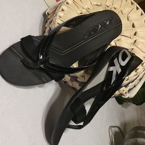 DKNY thong wedges